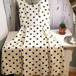 Vintage Pinup Polka Dot A-Line Dress 8